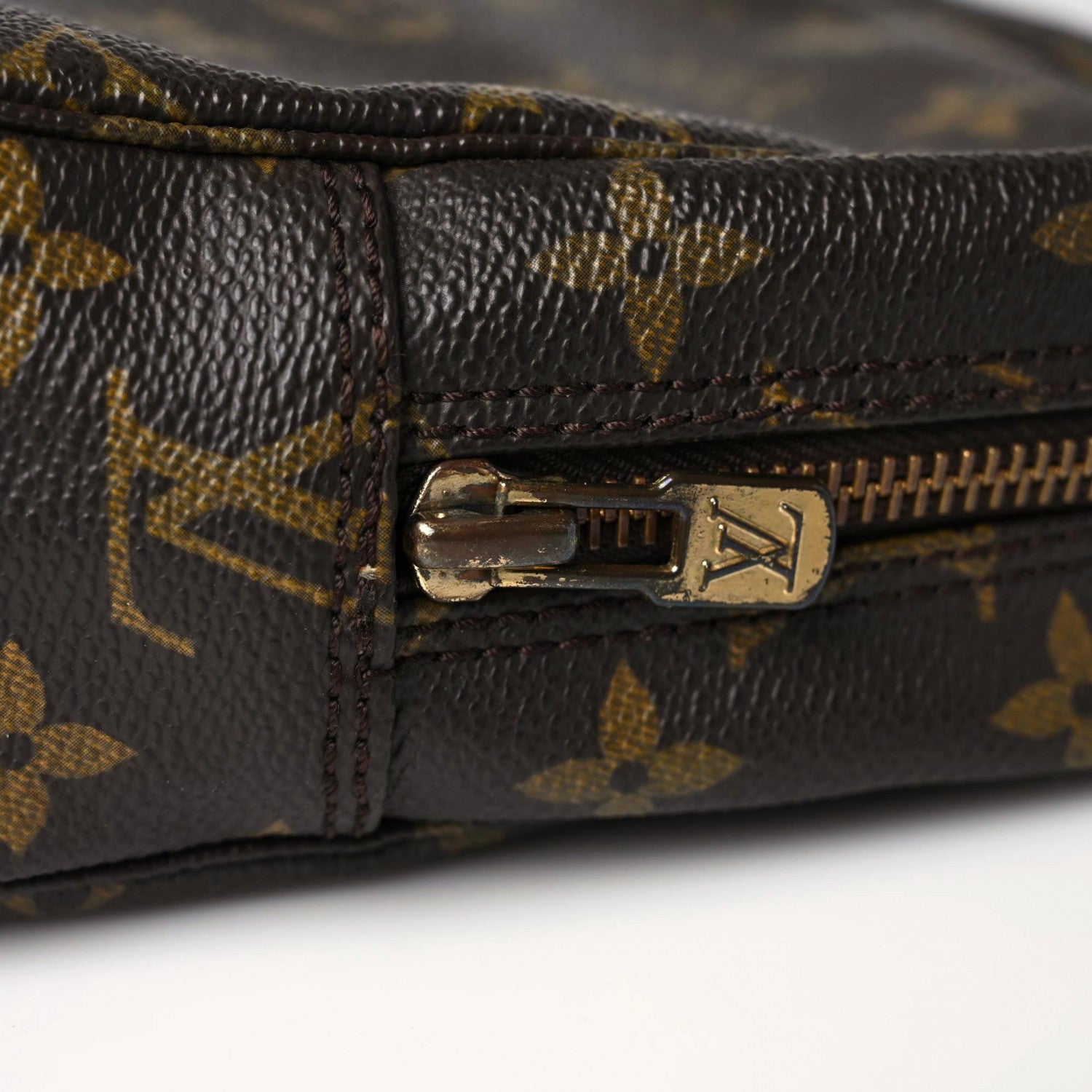 Louis Vuitton Monogram Trousse Toilette 23 8 of 10
