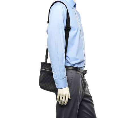 Louis Vuitton Damier Graphite Thomas 2 of 12