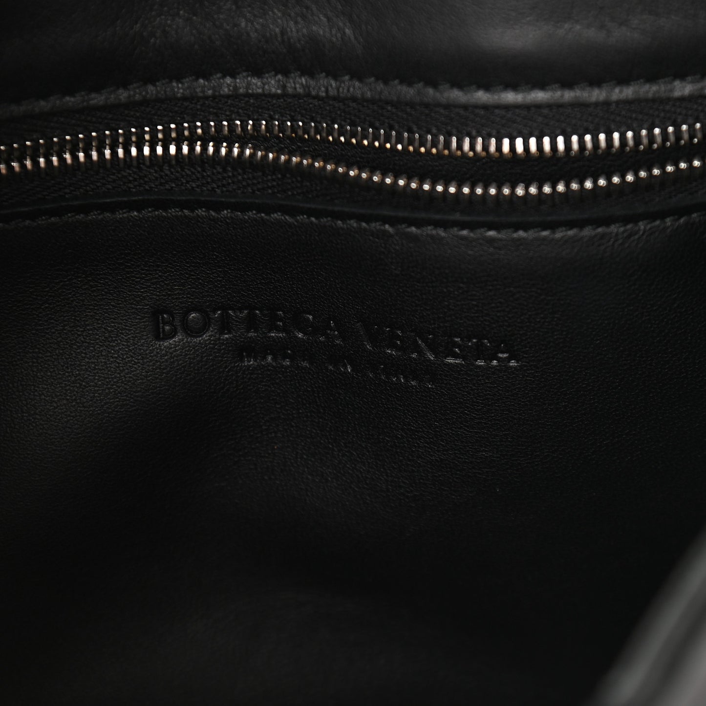 Nappa Maxi Intreccio Cassette Bag Black