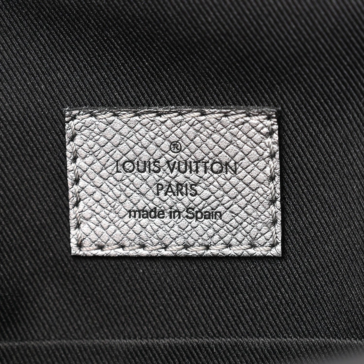 Louis Vuitton Taigarama Outdoor Slingbag Gunmetal Silver 6 of 9