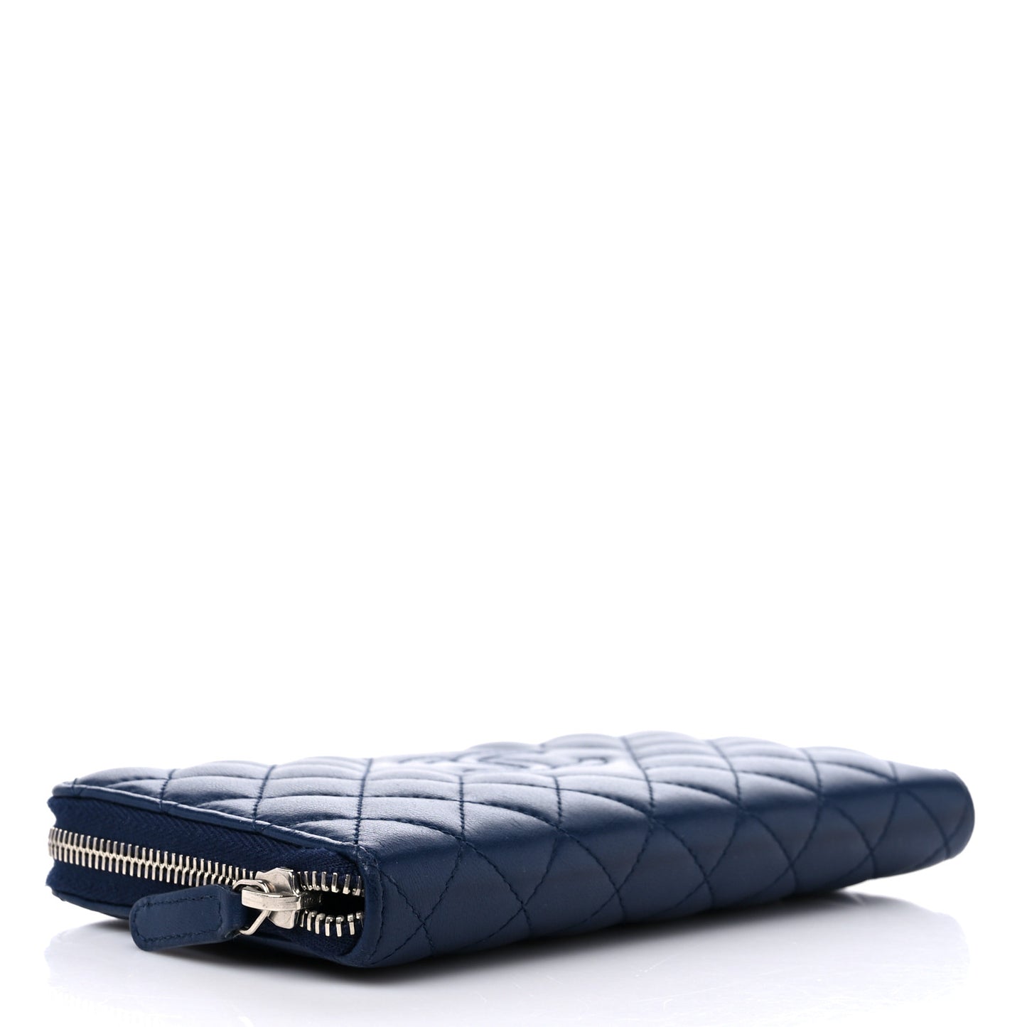 Caviar Quilted Diamond CC Gusset Zip Around Wallet Navy