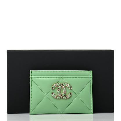 Chanel Shiny Goatskin Quilted Chanel 19 Card Holder Green 9 of 9