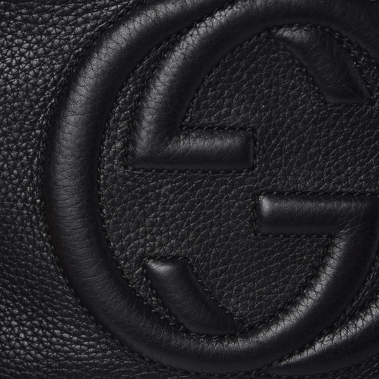 Pebbled Calfskin Small Soho Disco Bag Black