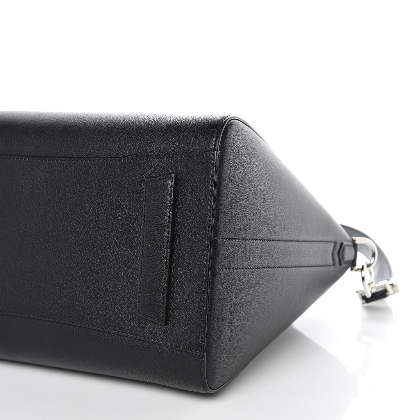 Sugar Goatskin Medium Antigona Black