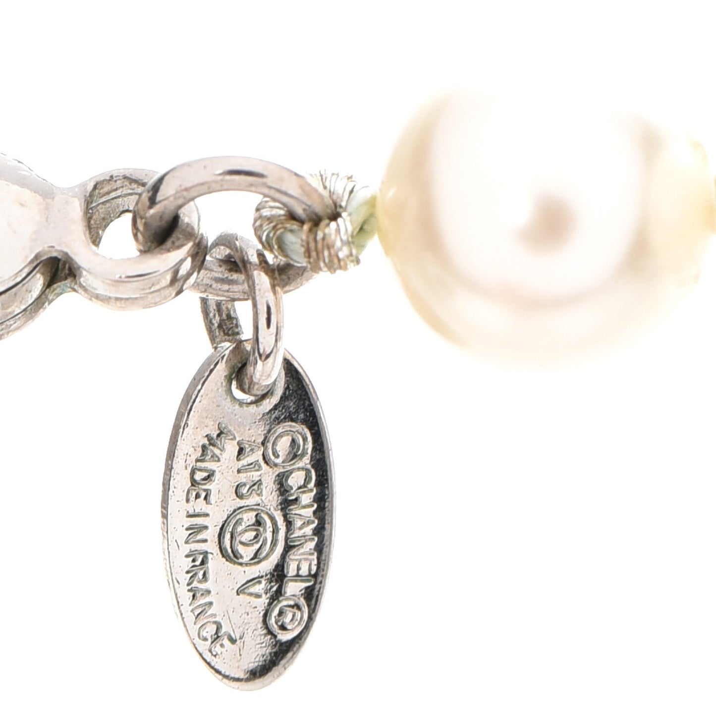 Classic CC Graduated Pearl Necklace Silver