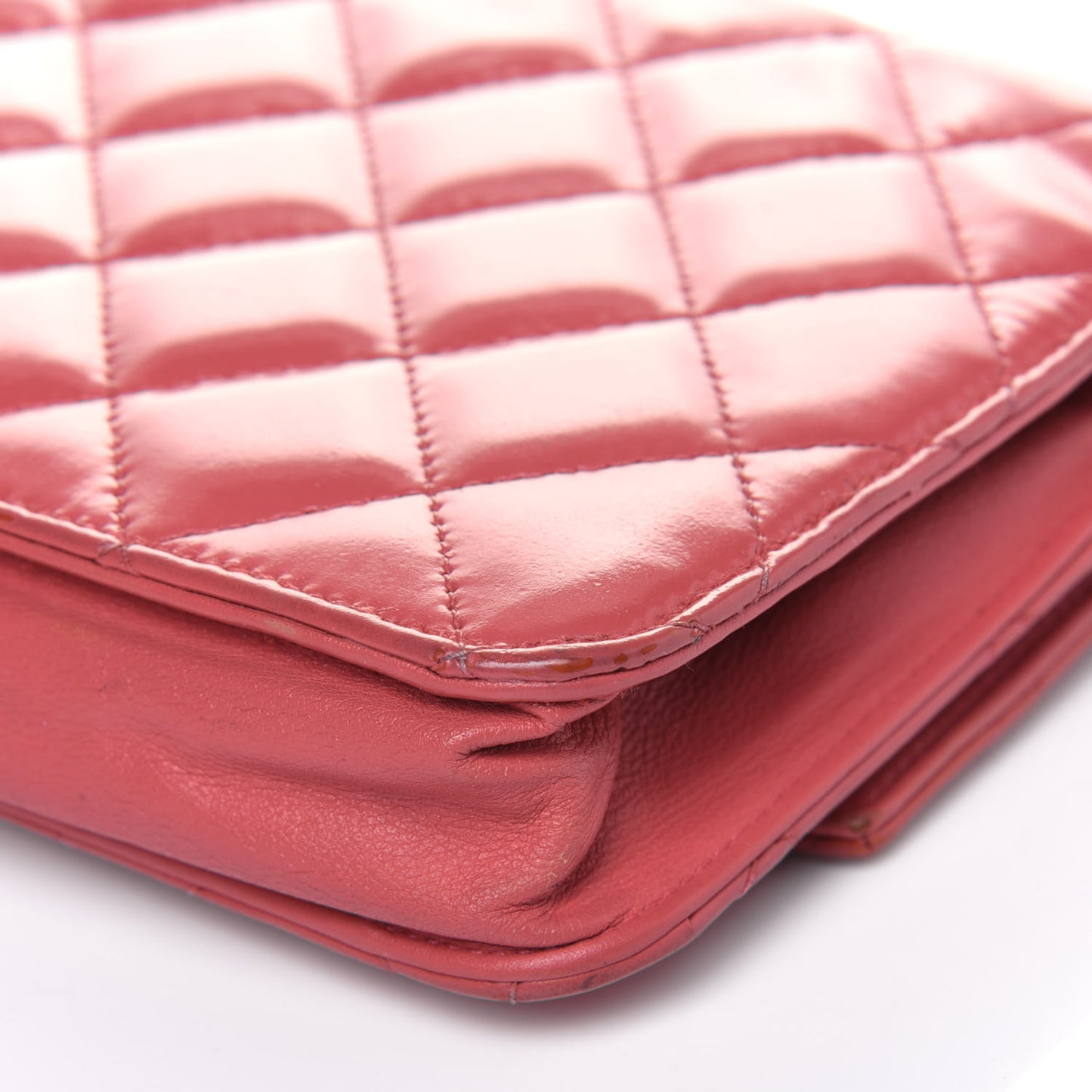 Patent Quilted Brilliant Wallet On Chain WOC Pink