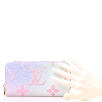 Louis Vuitton Monogram Giant Spring In The City Zippy Wallet Sunrise Pastel 2 of 8