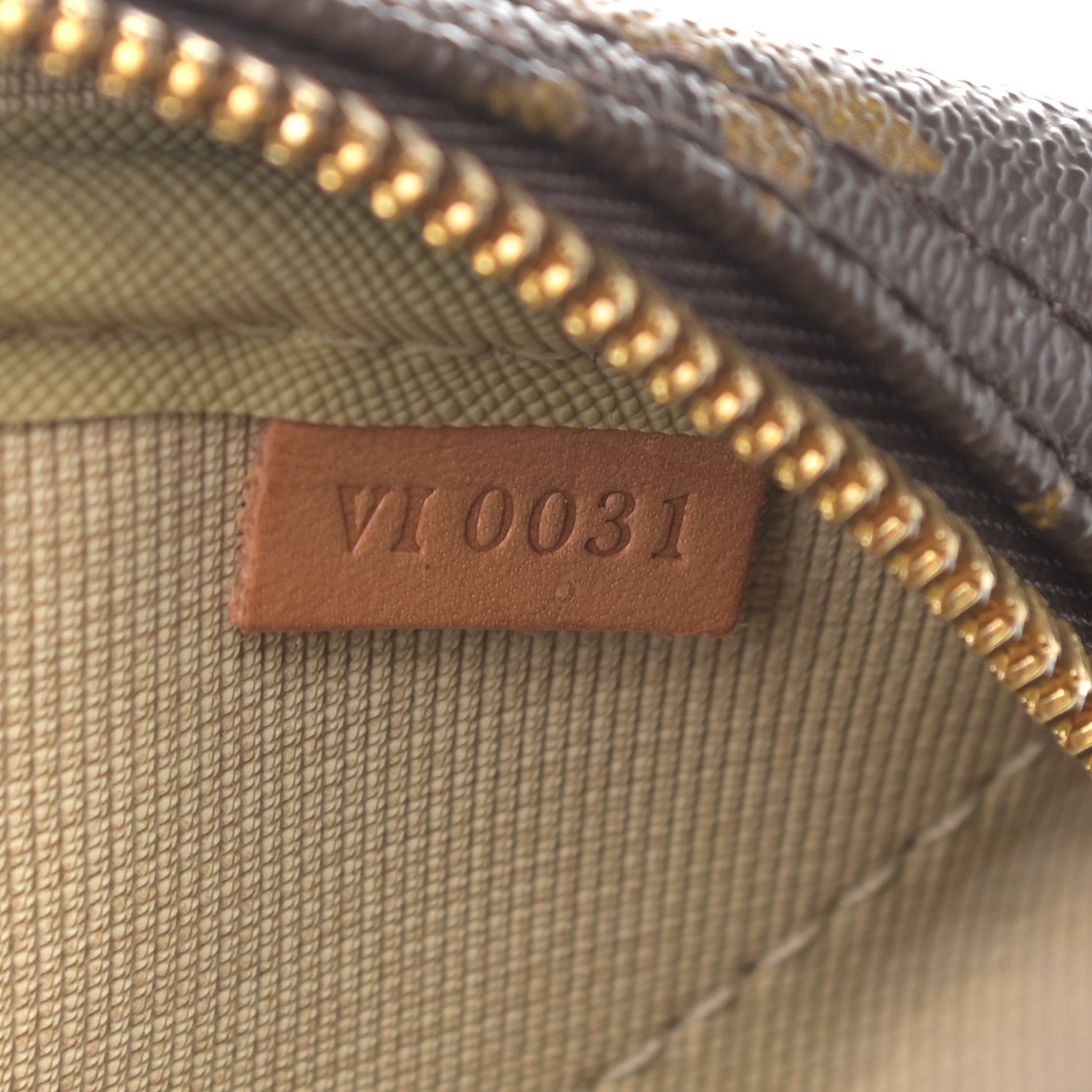 Louis Vuitton Monogram Evasion Sports Bag 7 of 13
