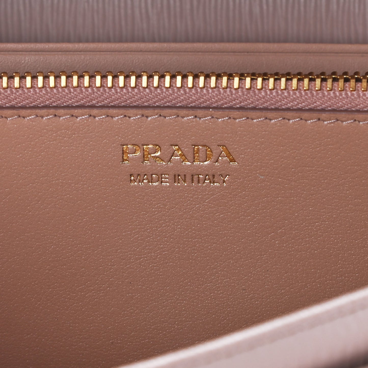 Vitello Move Chain Wallet Cammeo