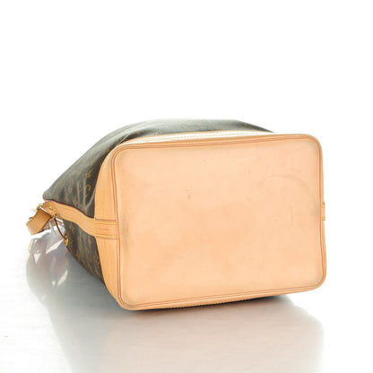 Louis Vuitton Monogram Noe 8 of 11