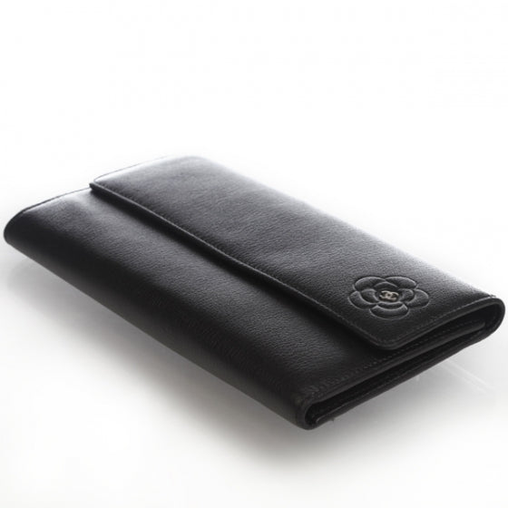Leather Camellia Flap Wallet Black
