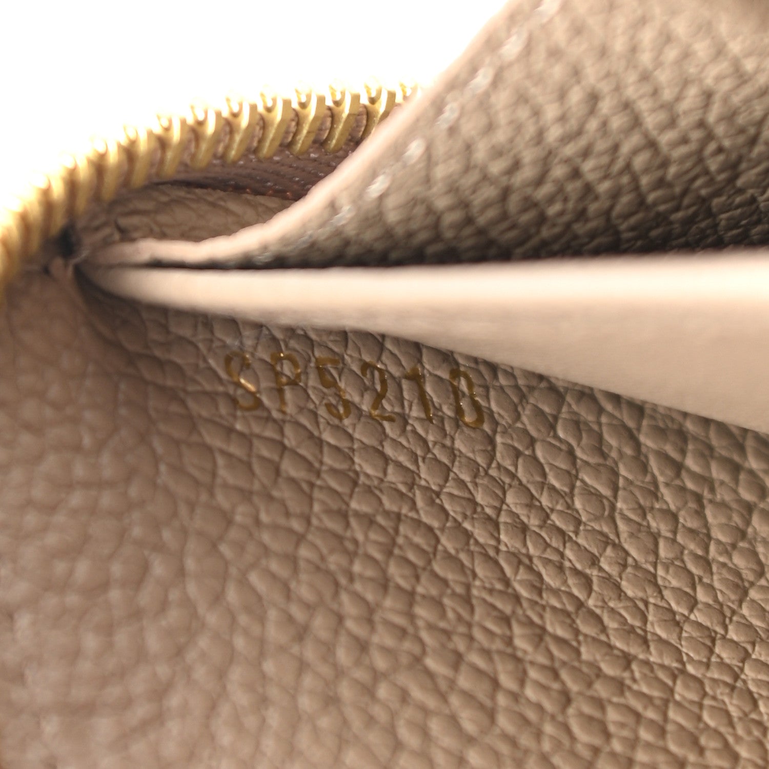 Louis Vuitton Empreinte Monogram Giant Zippy Wallet Tourterelle Creme 7 of 8