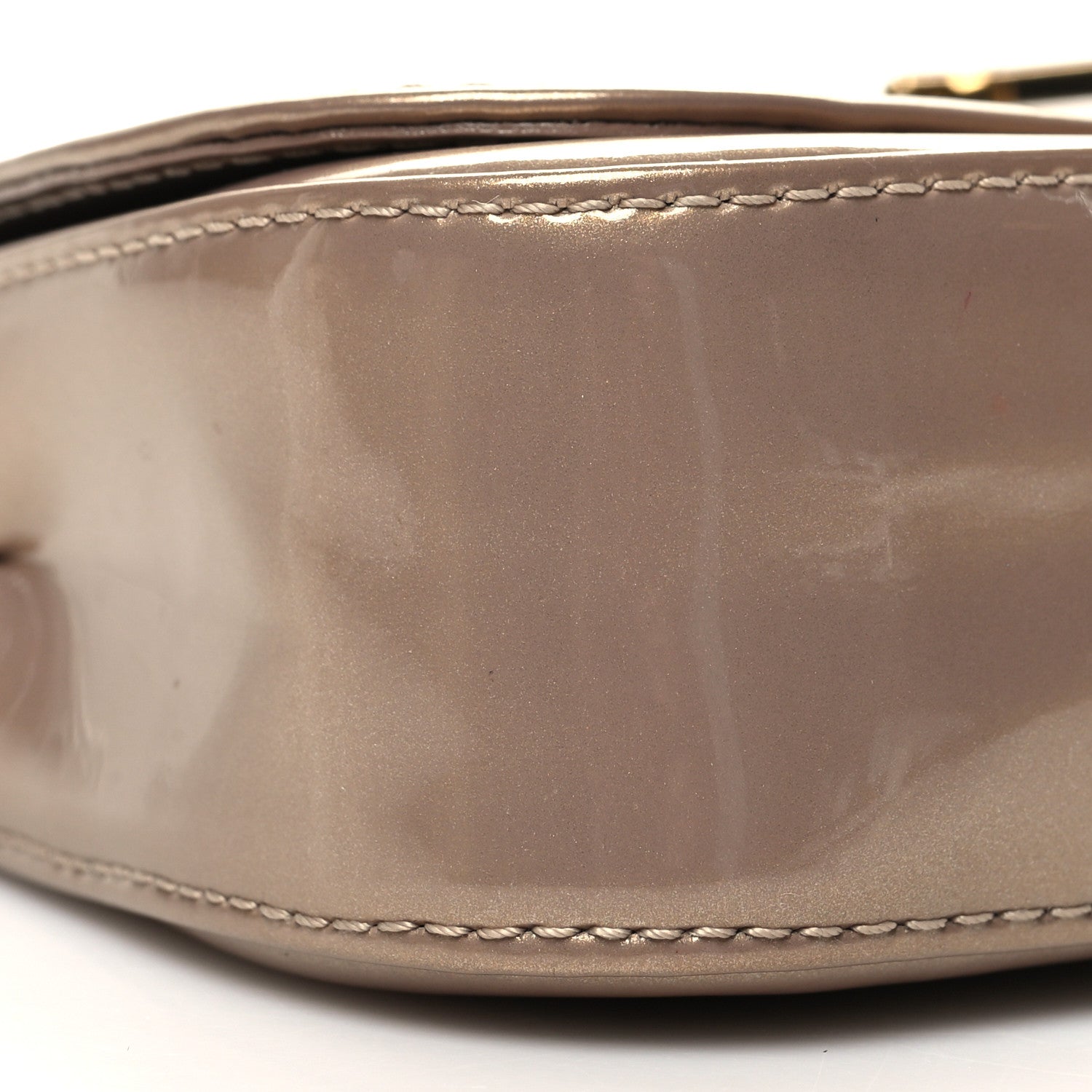 Louis Vuitton Patent Sobe Clutch Beige Poudre 8 of 10