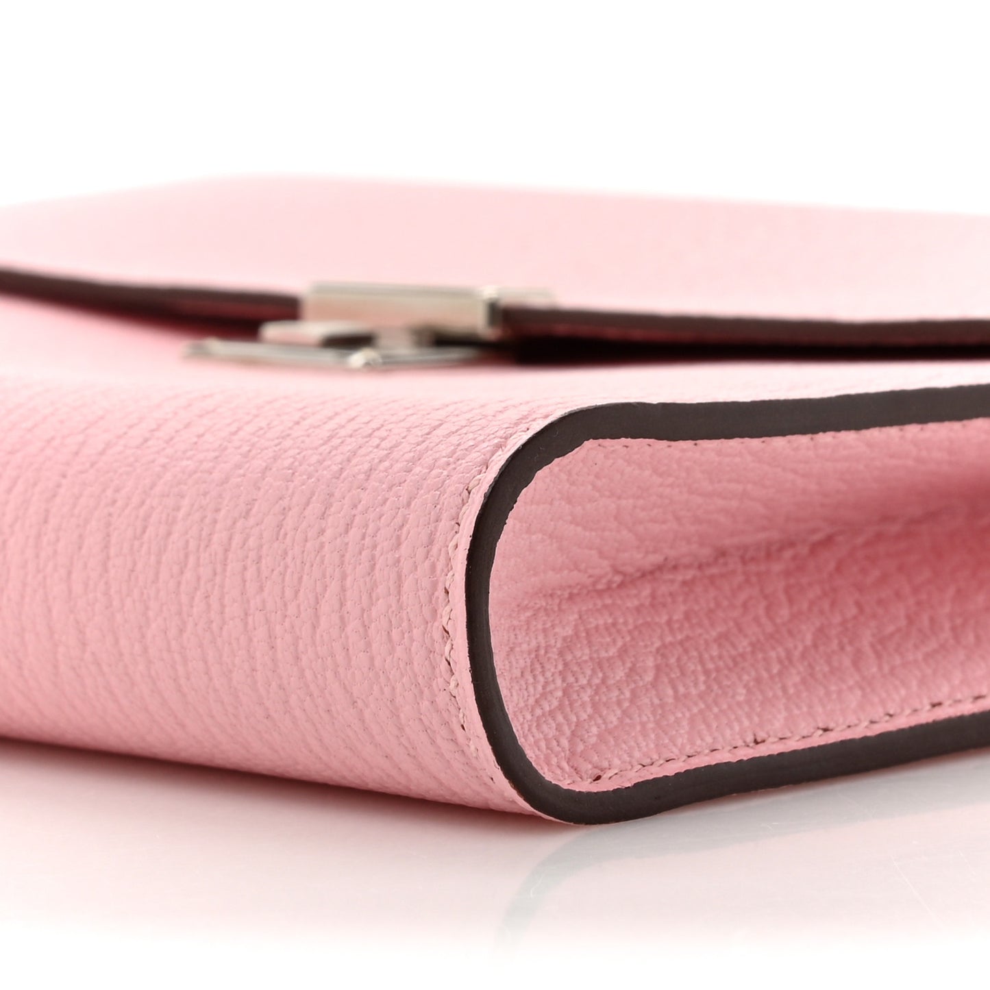 Chevre Mysore Clic 16 Wallet Rose Sakura