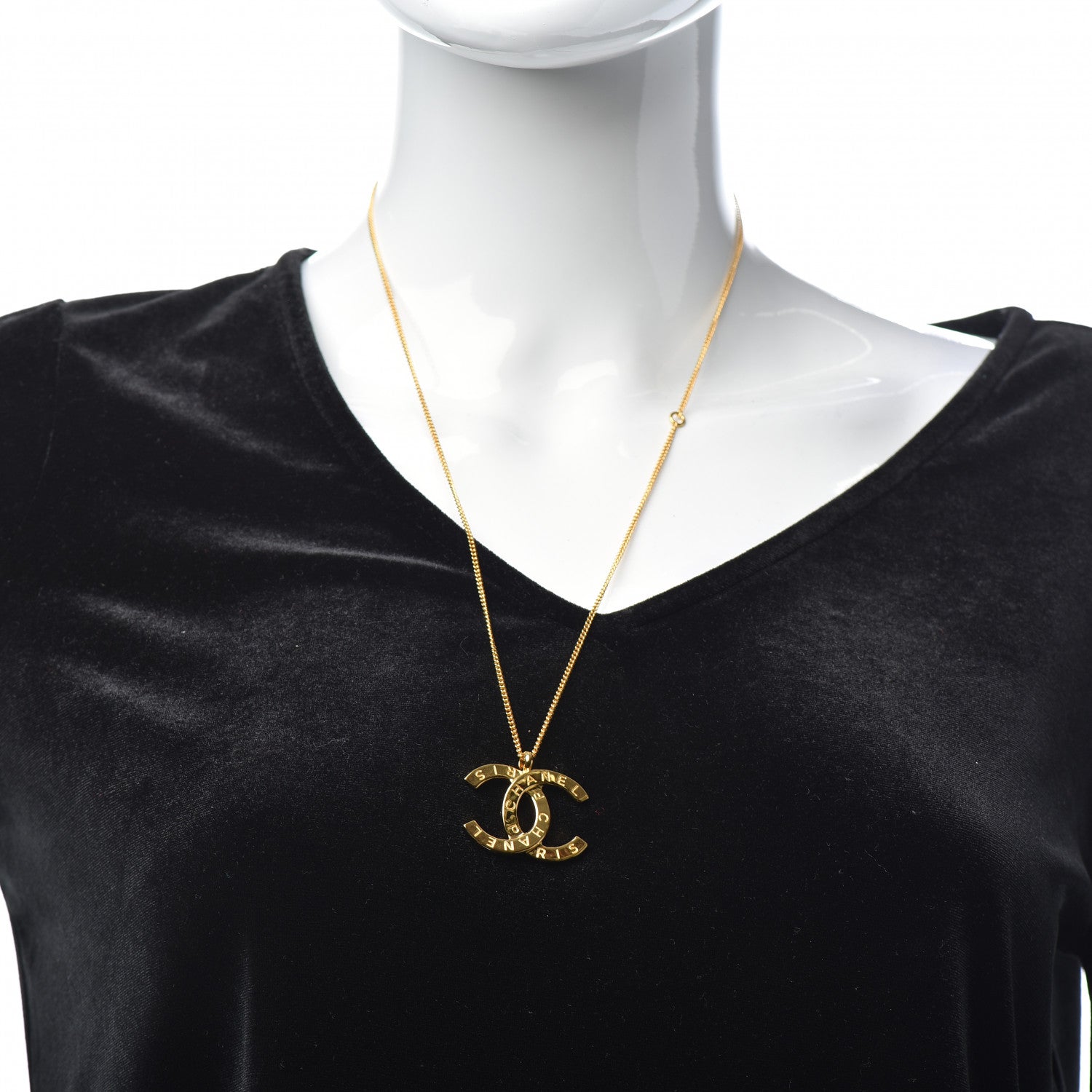 Chanel Metal CC Paris Button Necklace Gold 2 of 6