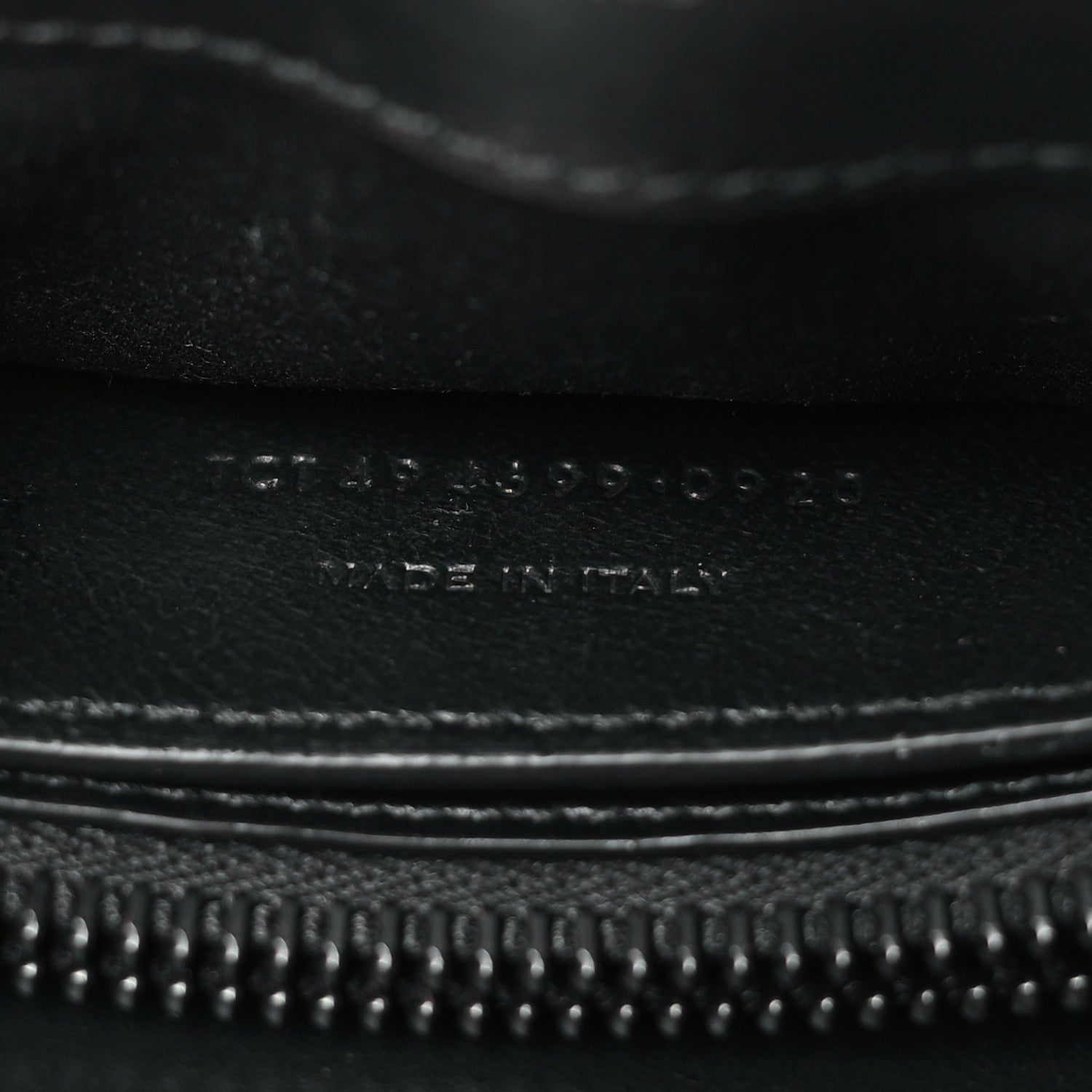 Saint Laurent Calfskin Y Quilted Monogram Monochrome Small Loulou Chain Satchel Black 7 of 10