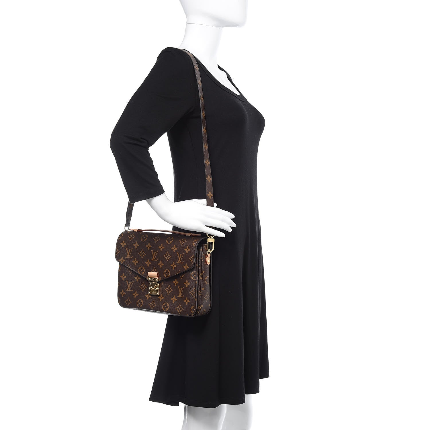 Louis Vuitton Monogram Pochette Metis 2 of 9