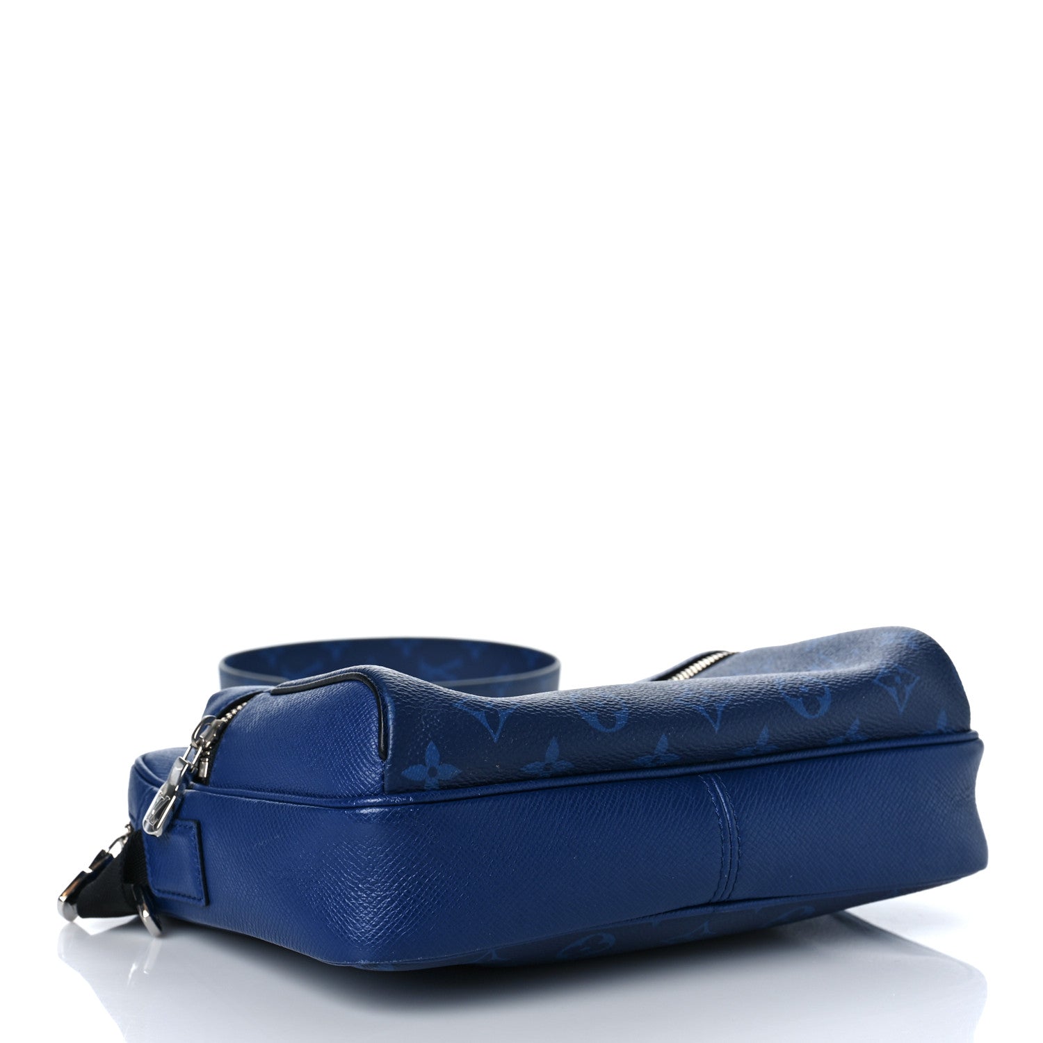 Louis Vuitton Taiga Monogram Outdoor Messenger Cobalt 4 of 9