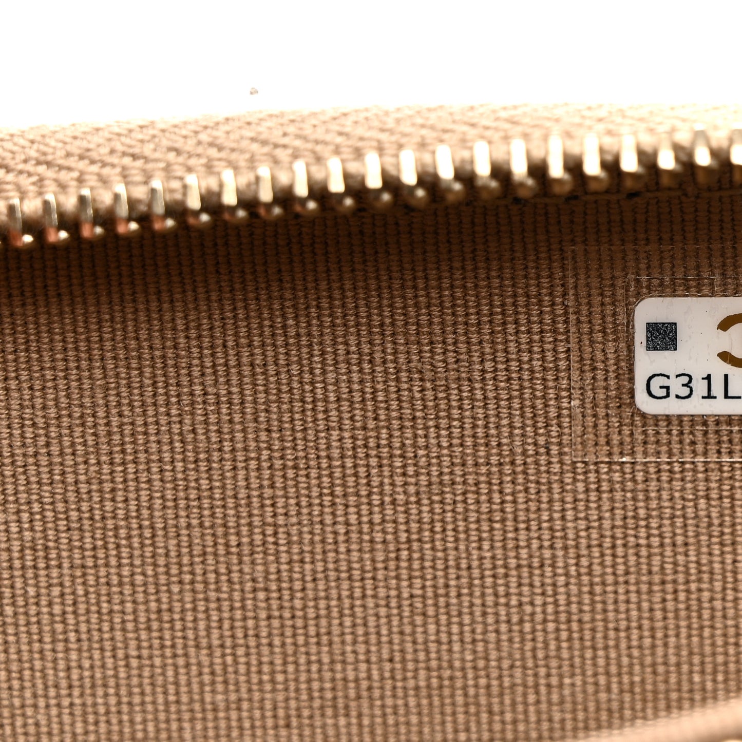 Caviar Quilted Zip Card Holder Beige Beige