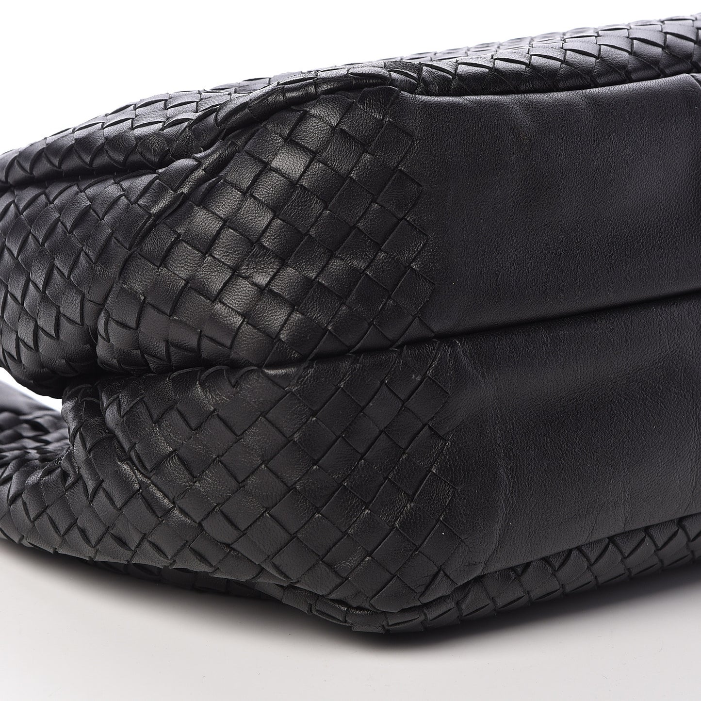 Nappa Intrecciato Medium Campana Black