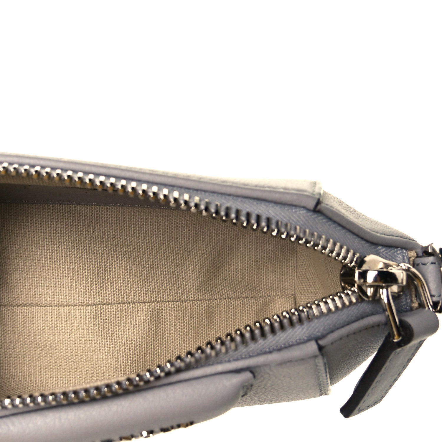 Givenchy Sugar Goatskin Nano Antigona Pearl Grey 5 of 6