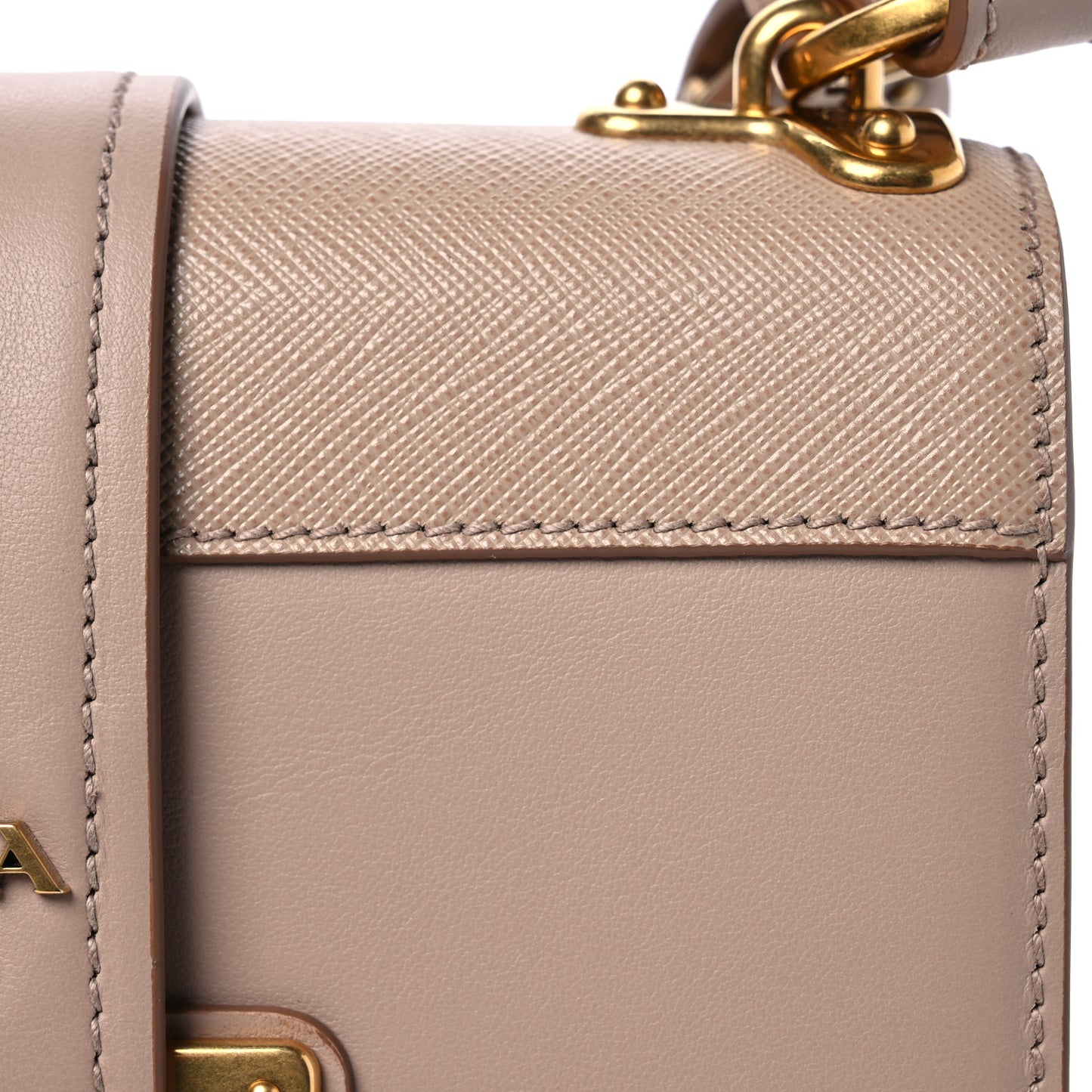 City Calf Saffiano Cahier Bag Cammeo