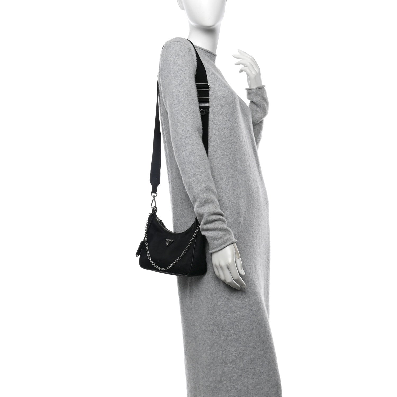 Prada Nylon Re-Edition 2005 Shoulder Bag Black 2 of 10