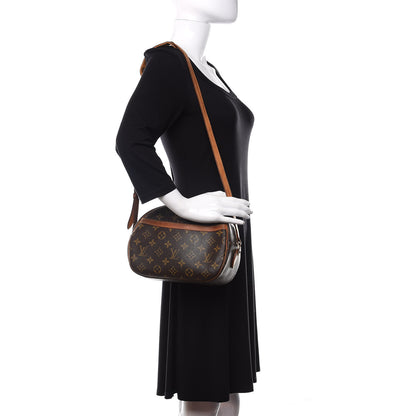Louis Vuitton Monogram Blois 2 of 13