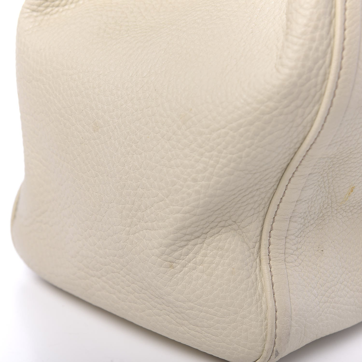 Gucci Pebbled Calfskin Medium Soho Shoulder Bag Off White 16 of 18