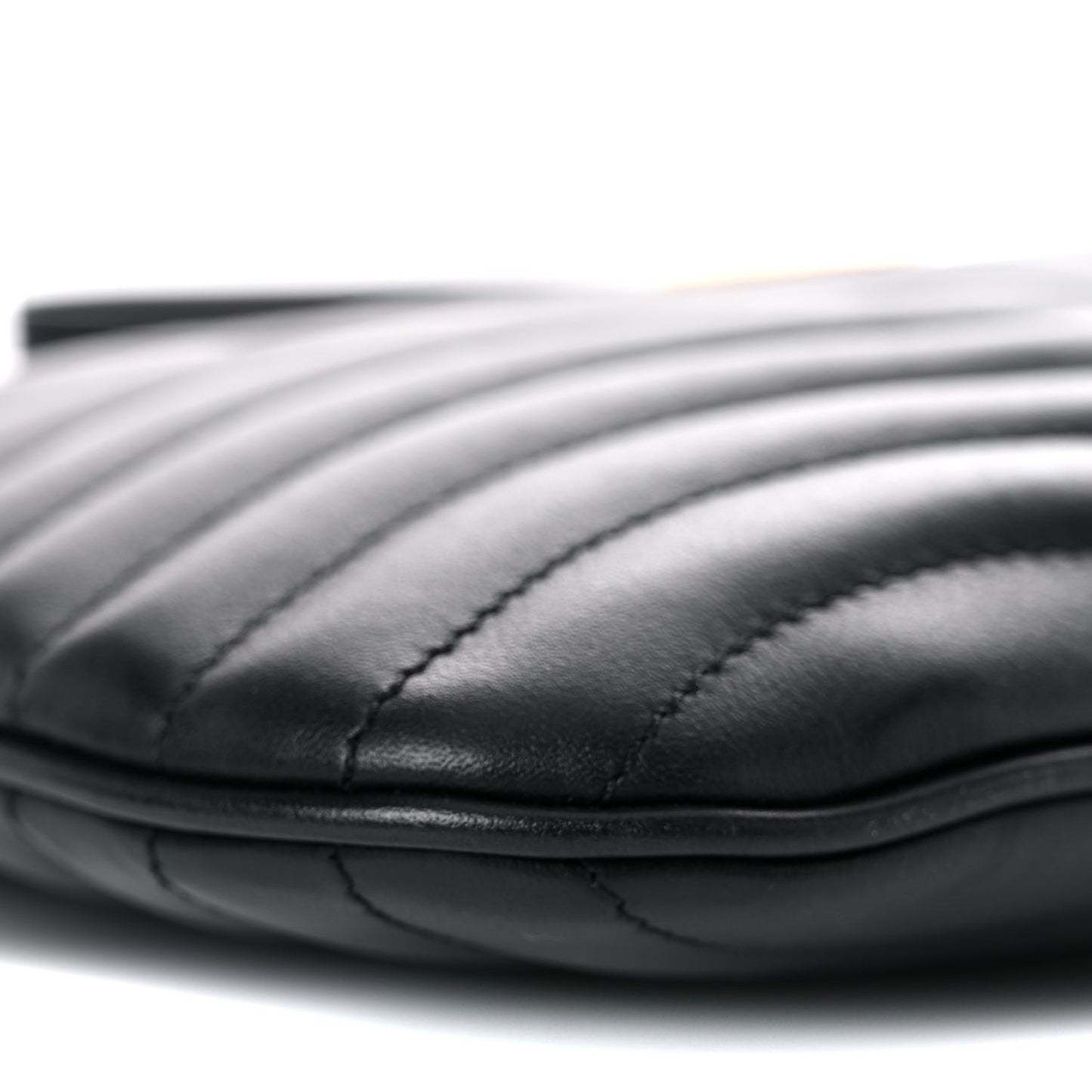 Calfskin New Wave Zipped Pochette Black