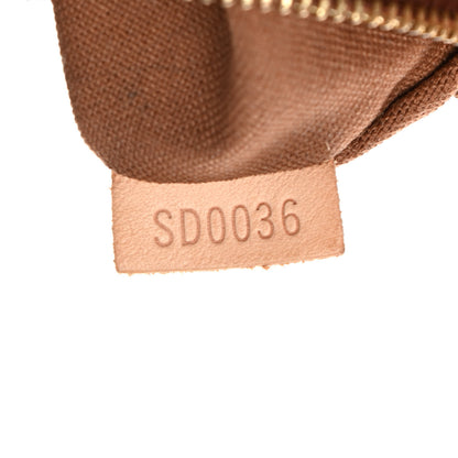 Louis Vuitton Monogram Batignolles Vertical 7 of 16