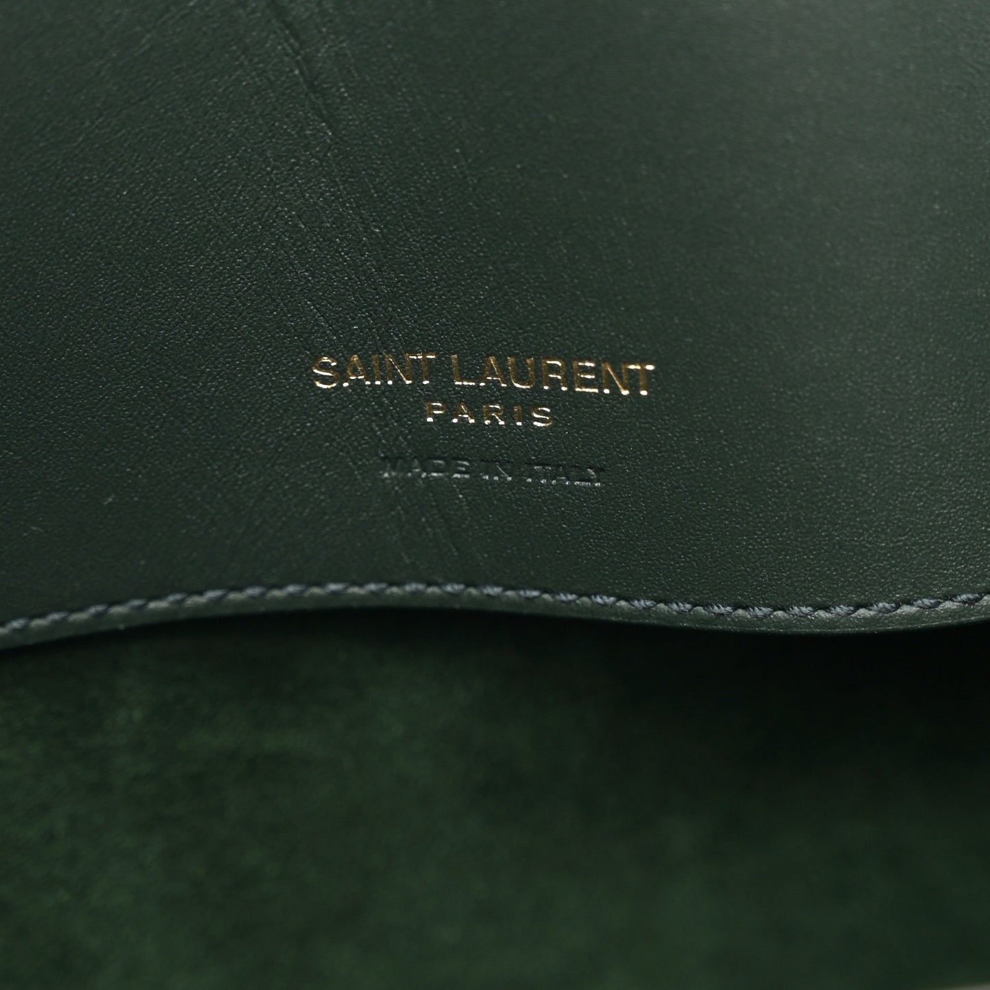 Shiny Calfskin Le 37 Bucket Bag Vert Fonce