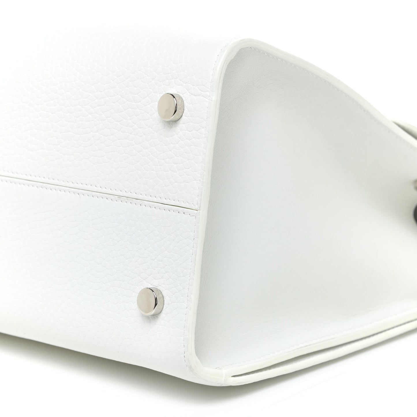 Bullcalf Medium Diorever Flap White