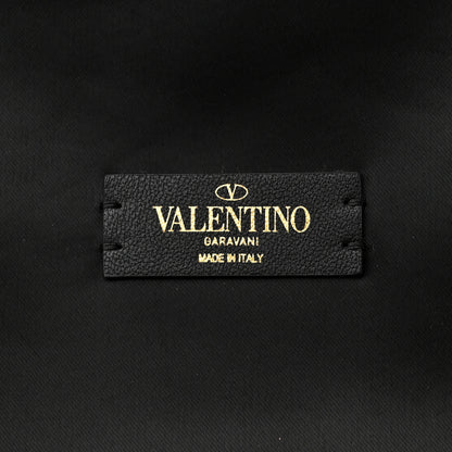 Valentino Garavani Grained Calfskin VLogo Signature Wash Bag Feminine Pink 11 of 13