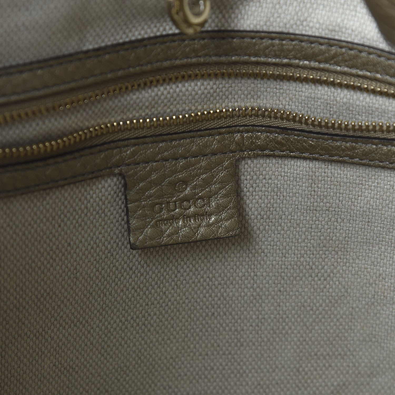 Gucci Metallic Pebbled Calfskin Medium Soho Chain Shoulder Bag Golden Beige 8 of 12