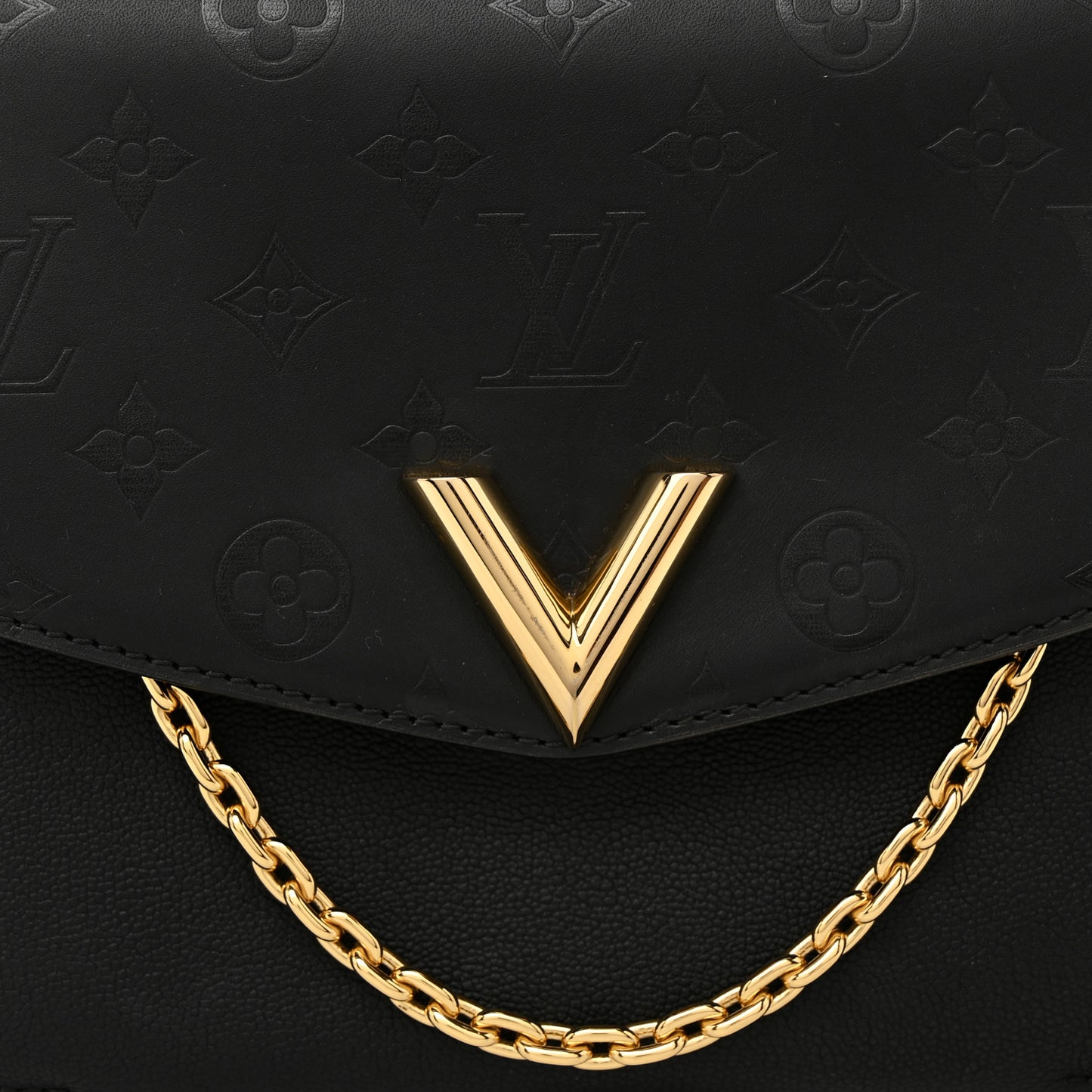 Calfskin Monogram Very Messenger Black