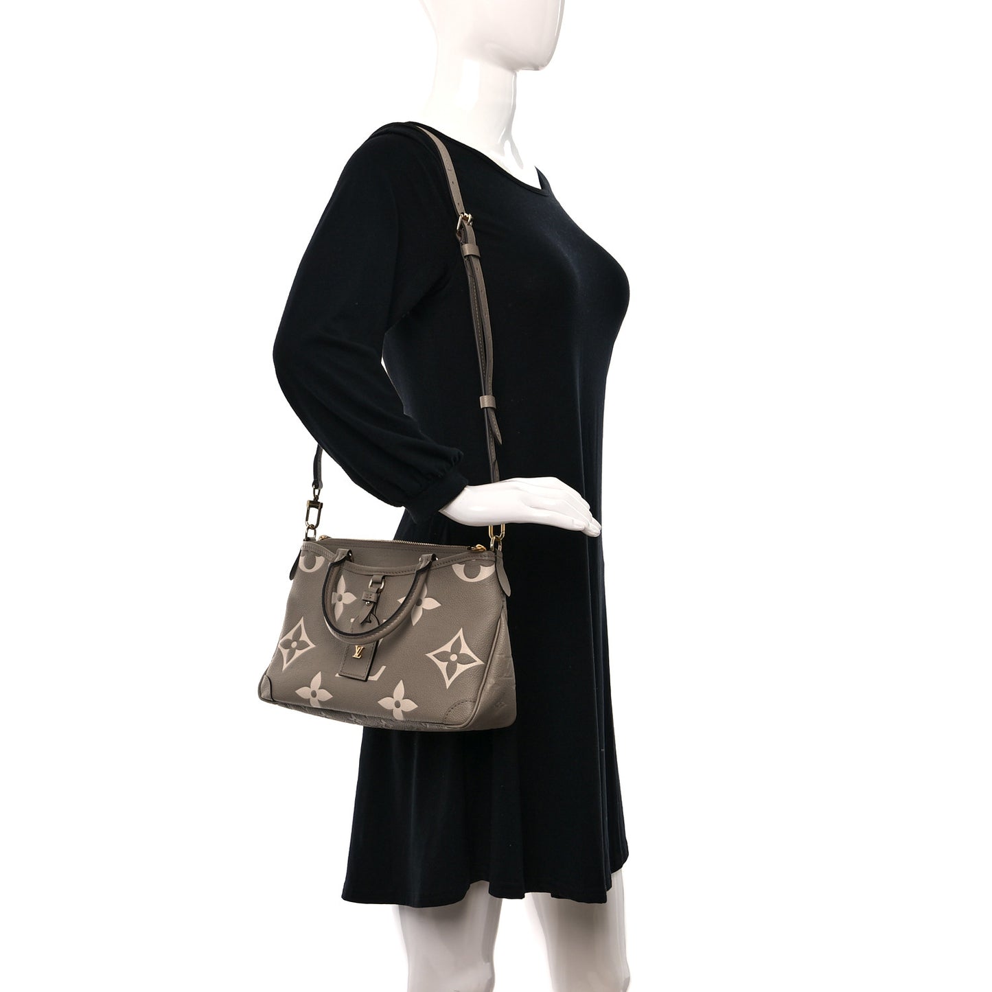 Empreinte Monogram Giant Trianon PM Tourterelle Creme