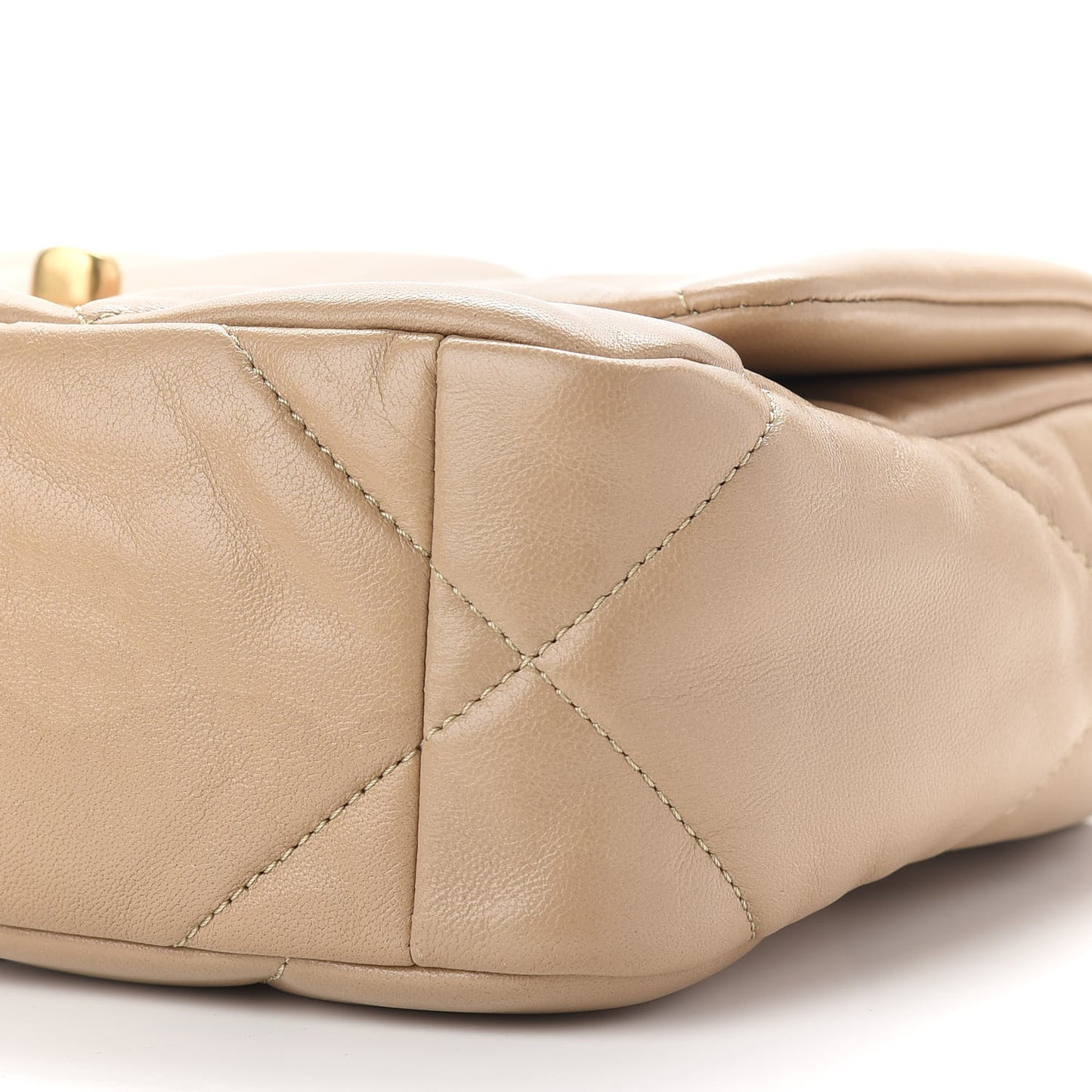 Lambskin Quilted Medium Chanel 19 Flap Dark Beige