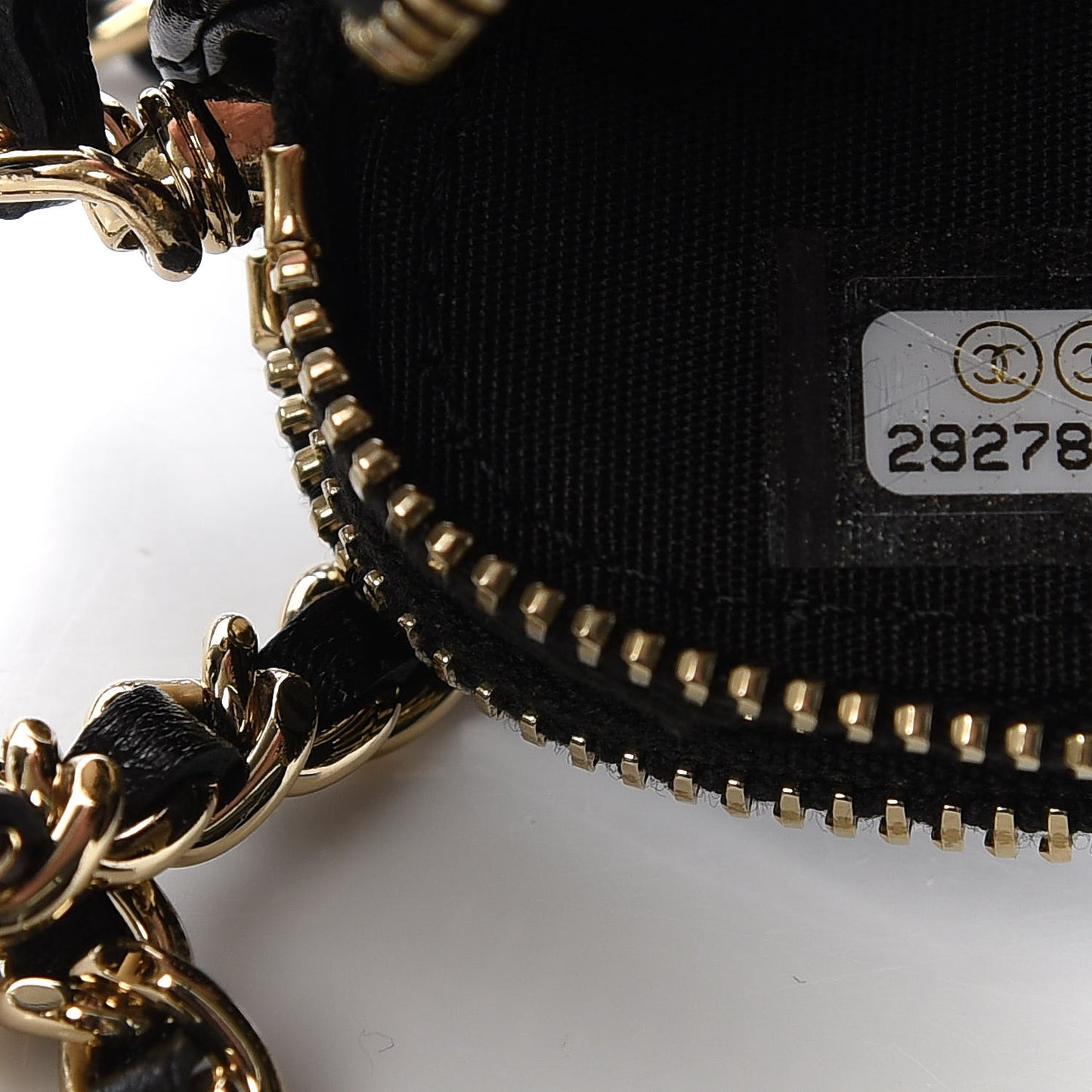 Calfskin Quilted Pearl Small Clutch With Chain Black