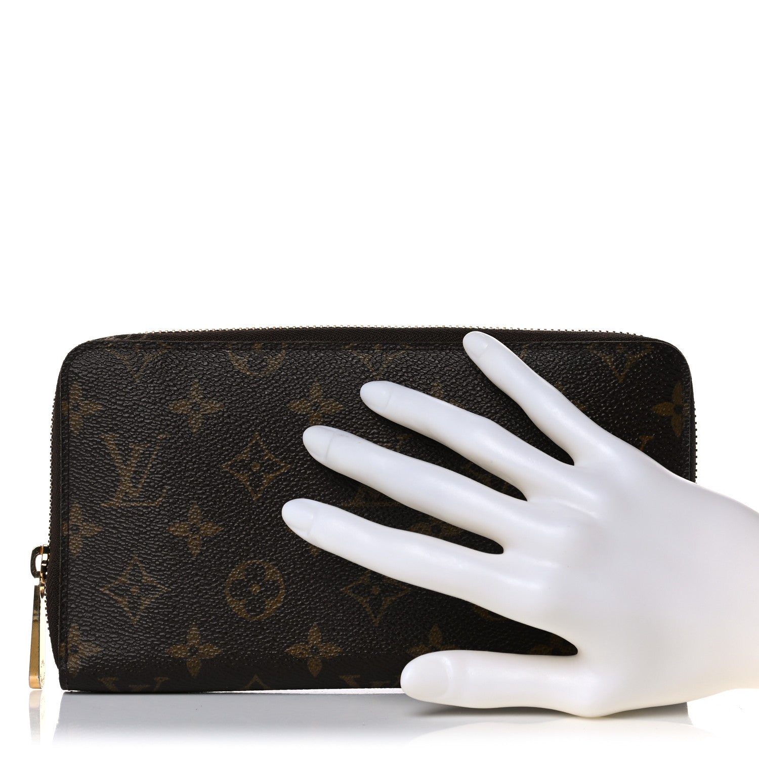 Louis Vuitton Monogram Zippy Organizer Wallet 2 of 13