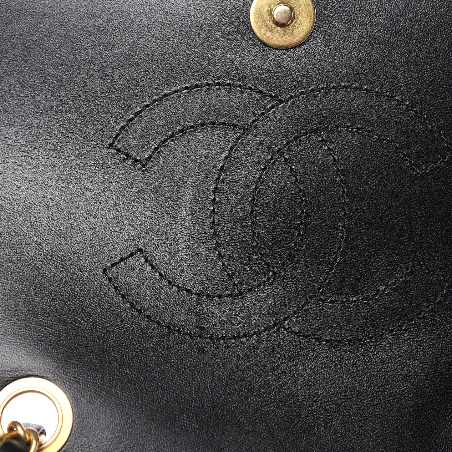 Caviar Quilted Medium CC Filigree Flap Black