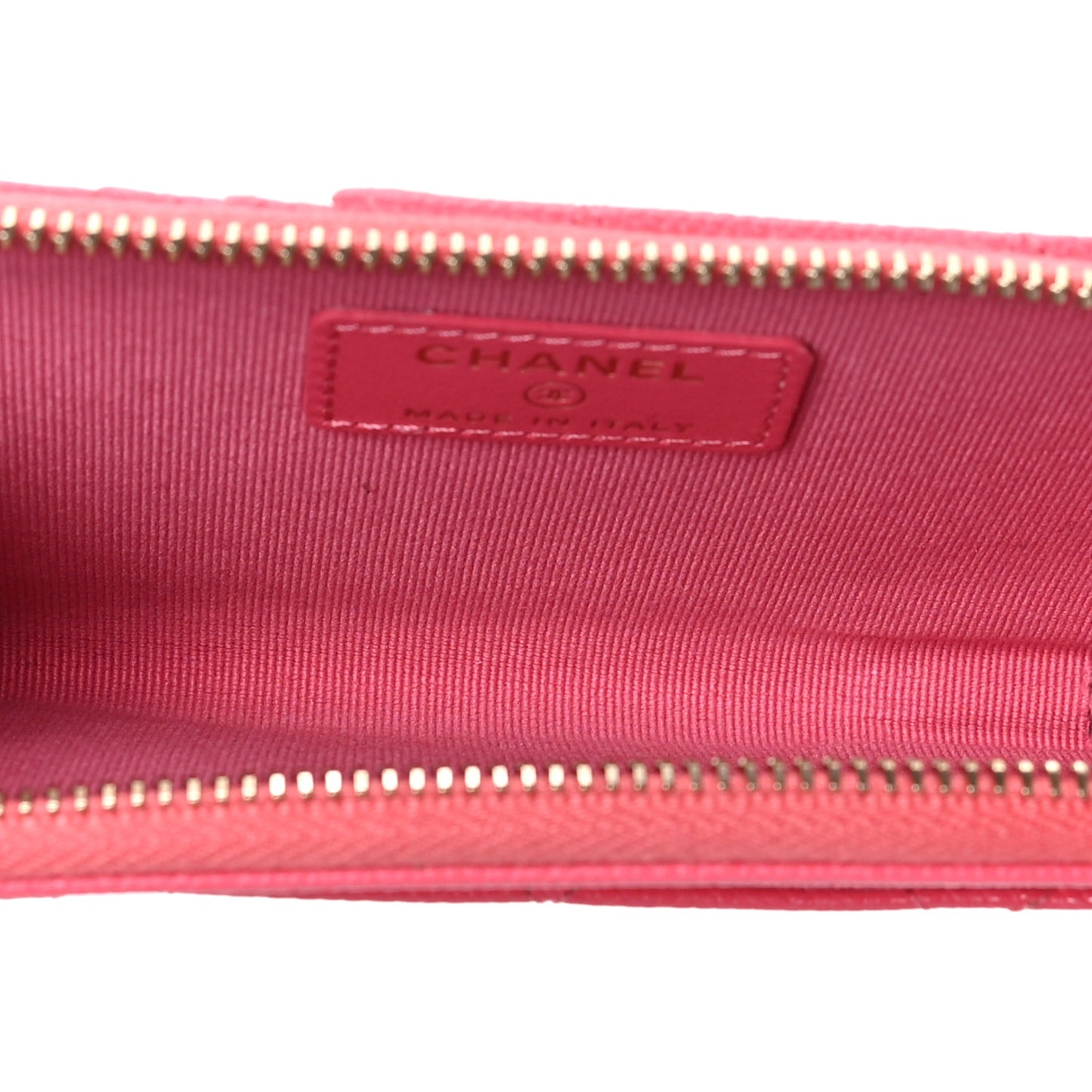 Caviar Quilted CC Zip Around Card Holder Rose