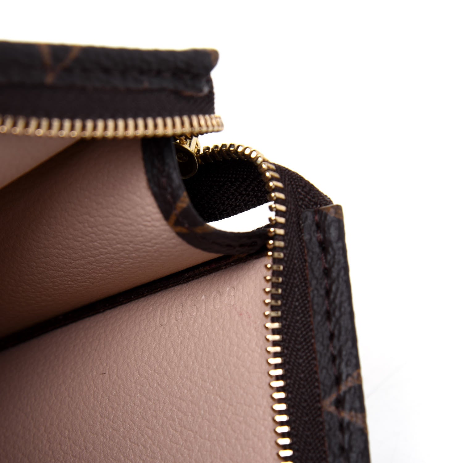Louis Vuitton Monogram Toiletry Pouch 15 7 of 12