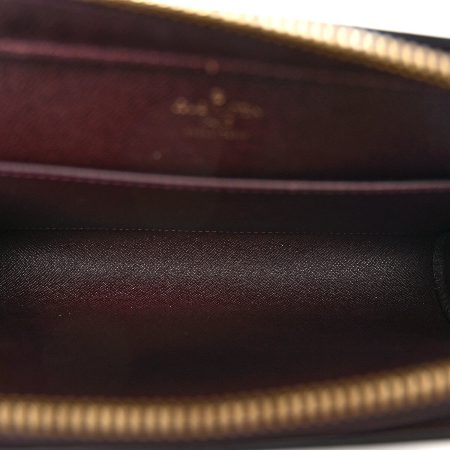 Louis Vuitton Taiga Baikal Pochette Acajou 5 of 9