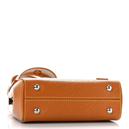 Louis Vuitton Epi Cluny Mini Gold Honey 4 of 8