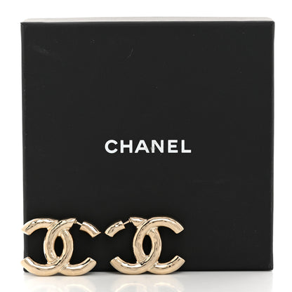 Chanel Metal Large CC Earrings Light Gold 5 of 5