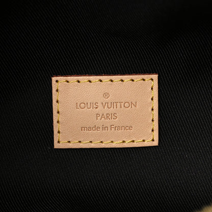 Louis Vuitton Monogram Bumbag 5 of 5