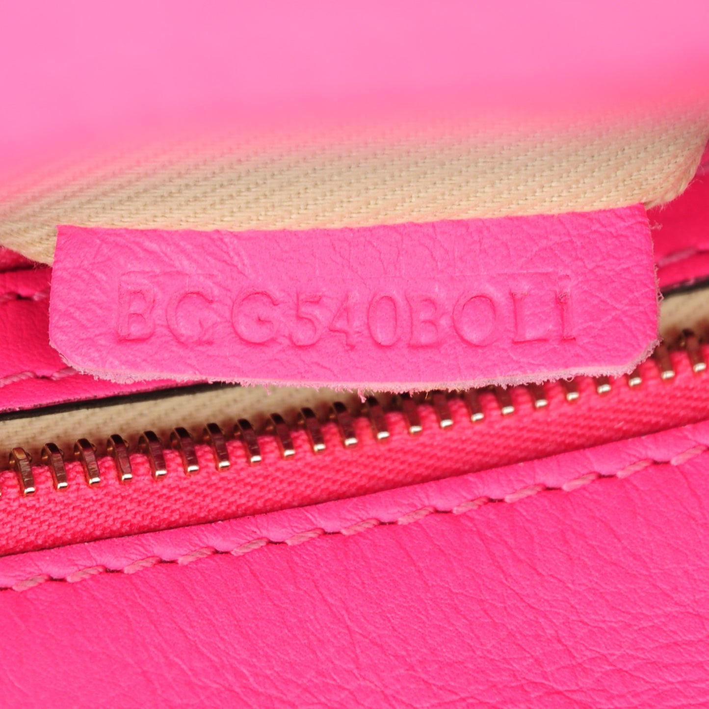 Vitello Small Rockstud Double Handle Tote Fuxia Fluo