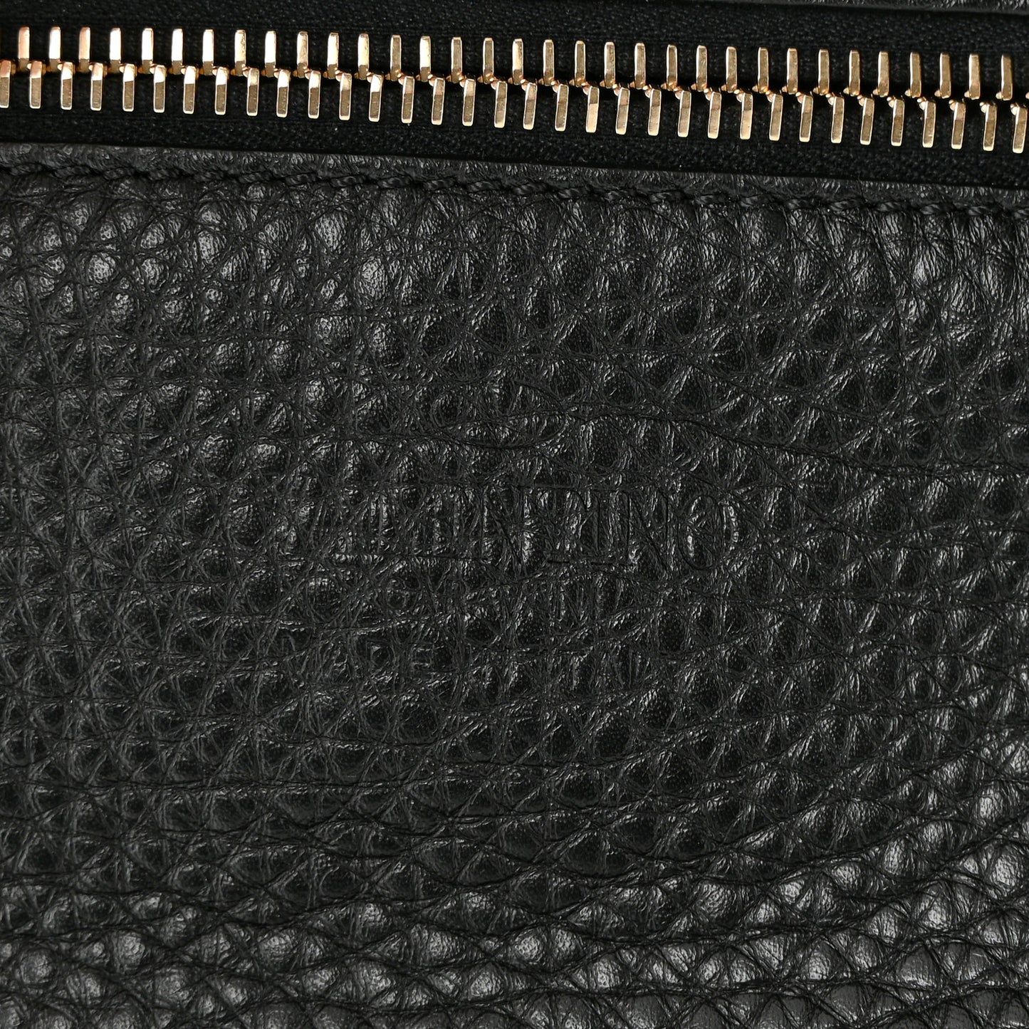 Pebbled Calfskin Small Rockstud Flip-Lock Messenger Bag Black