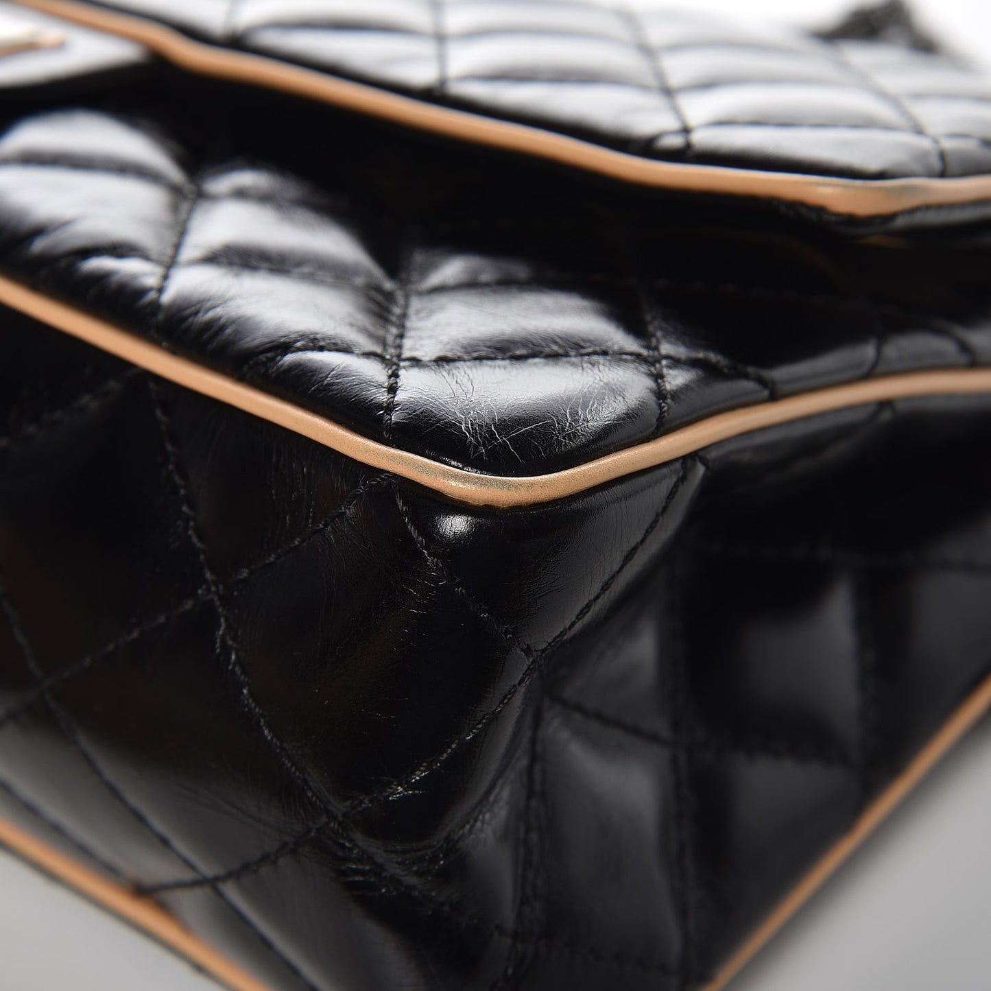 Glazed Calfskin Quilted 2.55 Reissue 226 Flap Black Beige